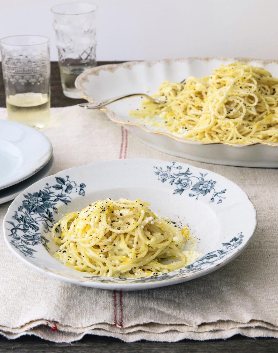 Spaghettini with lemon