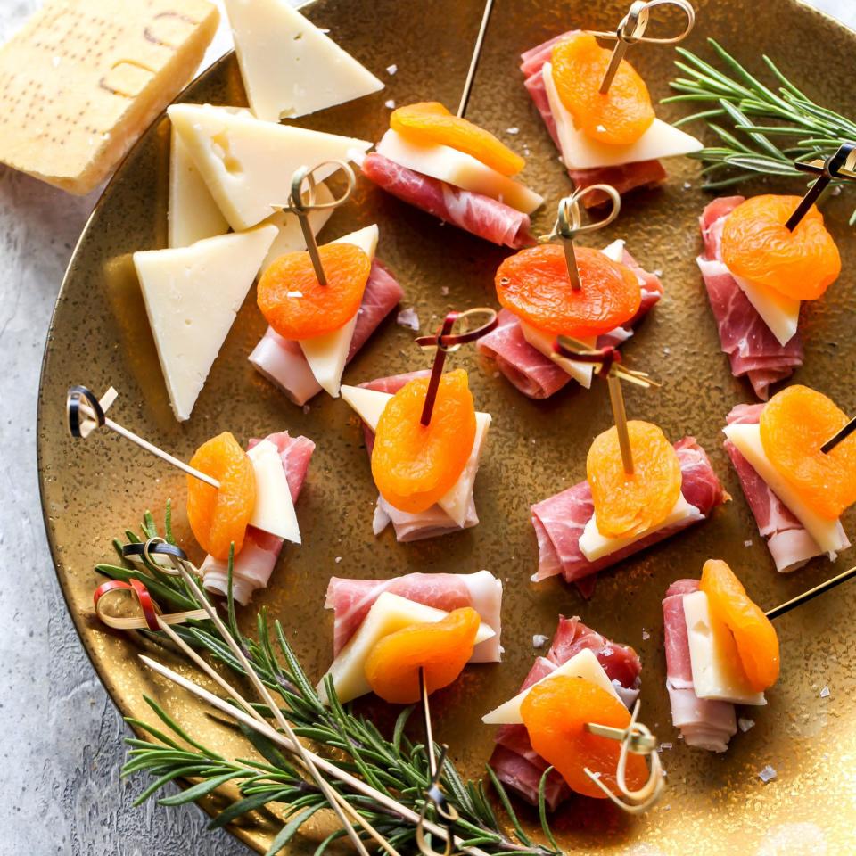 Apricot, Prosciutto & Parmesan Bites