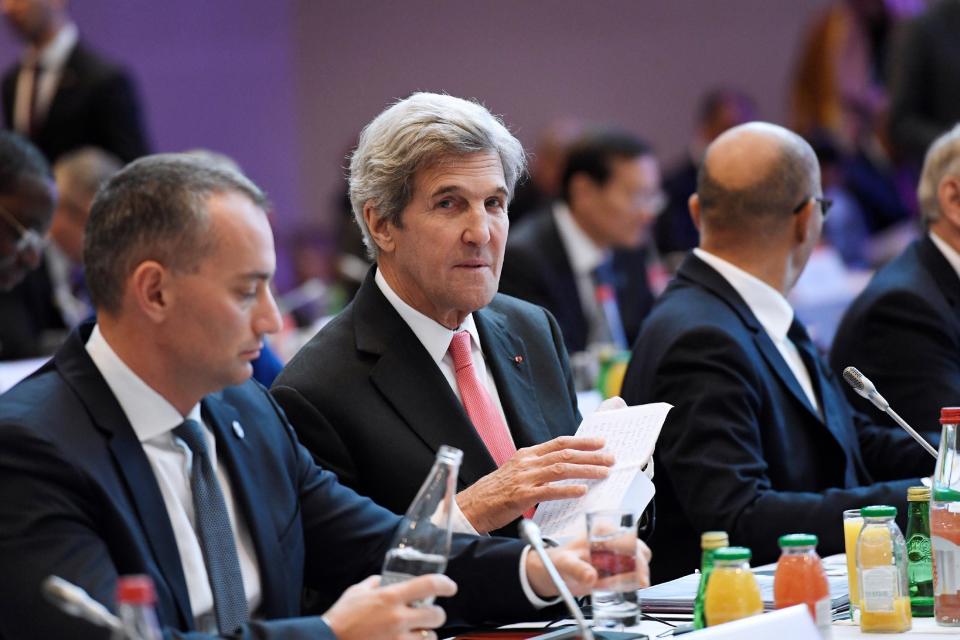 Secretary of State John Kerry attends a Mideast peace conference in Paris, Sunday, Jan. 15, 2017. Fearing a new eruption of violence in the Middle East, more than 70 world diplomats gathered in Paris on Sunday to push for renewed peace talks that would lead to a Palestinian state. (Bertrand Guay/Pool Photo via AP)