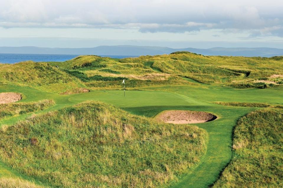 The 123 yard par 3, 8th hole named the 'Postage Stamp' at Royal Troon.