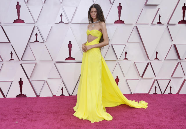 El vestido de Zendaya en Oscars 2021 no tiene término medio: o lo amas o lo odias