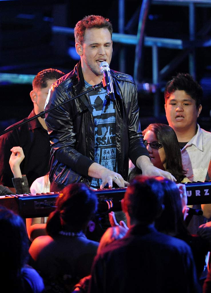 Matt Giraud performs "You Found Me" by The Fray on "American Idol."