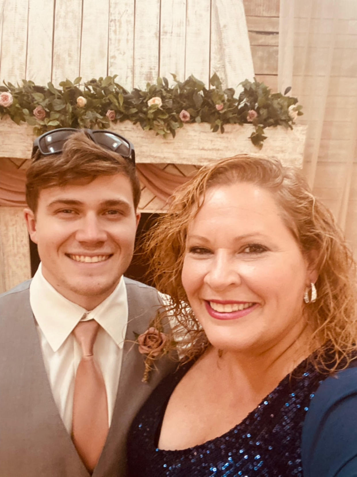 Ryan Knauss and his mom, Paula, at a family wedding in early 2021. (Courtesy Paula Knauss Selph)