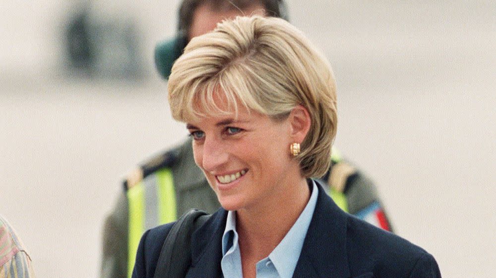 HRH, The Princess of Wales, Princess Diana, on her arrival at Sarajevo airport Friday, 8th August 1997 at the start of her two-day tour to publicise the international problem of land mines. . Picture taken 8th August 1997. (Photo by Kent Gavin/Mirrorpix/Getty Images)