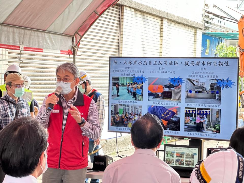 《圖說》二河局局長楊人傑希望透過中央與地方攜手合作，並結合民間自主防災社區力量，共同提升防洪韌性。（圖／第二河川局提供）