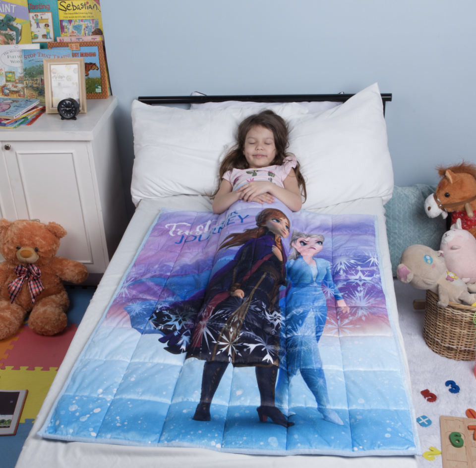 Disney’s Frozen II Kids Weighted Blanket. (Photo: Walmart)