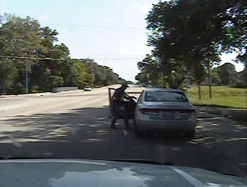 Texas state trooper Brian Encinia points a Taser at Sandra Bland during a traffic stop in this still image captured from his squad car's dash camera video on July 10, 2015.&nbsp; (Photo: Handout . / Reuters)