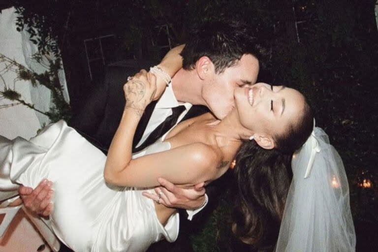 El casamiento de Ariana Grande y Dalton Gomez