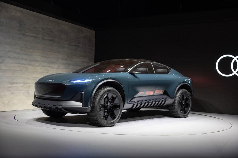 The Audi Activesphere concept is in off-road mode.