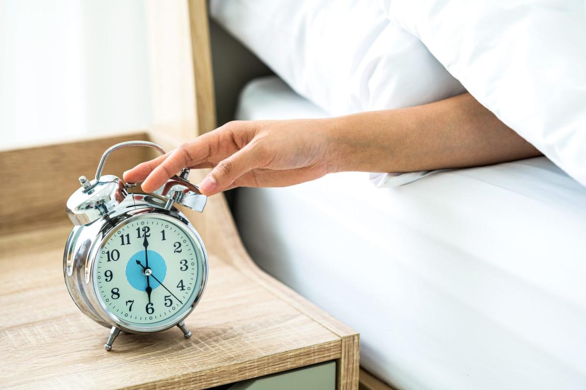 A Regular Sleep Schedule May Reduce Your Risk of Heart Disease, New Study Says