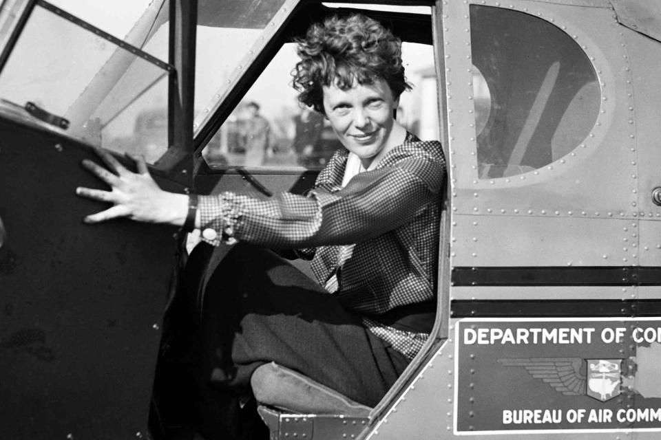 <p>Courtesty Library of Congress/Getty</p> Amelia Earhart 