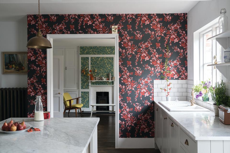 5. GO FLORAL IN A WHITE KITCHEN