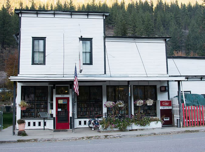 Montana: Montana Valley Book Store