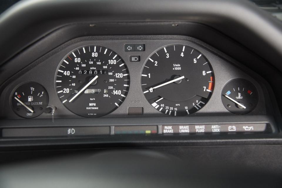 1987–1993 BMW 325i Photos