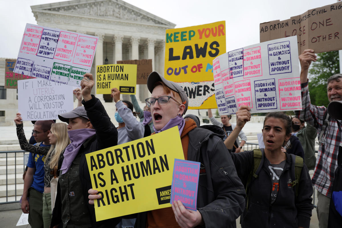 CEOs and Twitter trolls take on Roe v. Wade