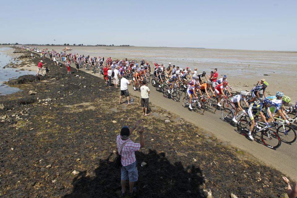 1) Saturday, July 7 - Noirmoutier-en-l'Île to Fontenay-le-Comte, 201K