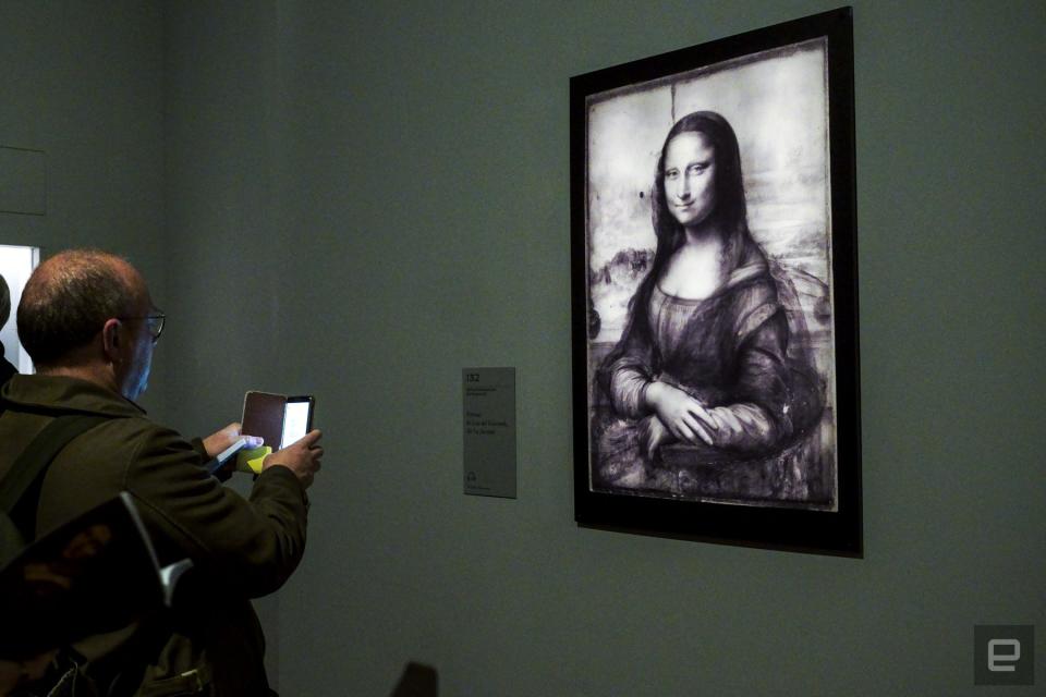 Louvre Leonardo da Vinci exhibition HTC Mona Lisa 