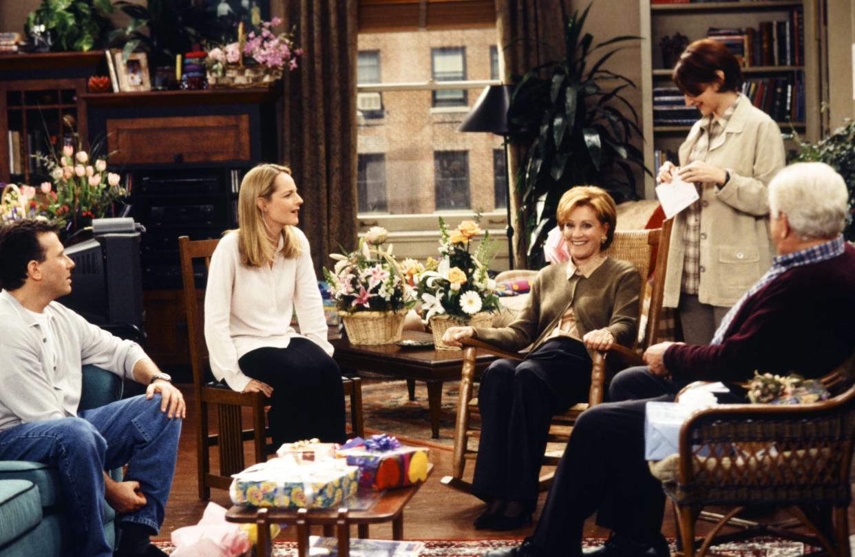 Paul Reiser as Paul Buchman, Helen Hunt as Jamie Stemple Buchman, Cynthia Harris as Sylvia Buchman, Robin Bartlett as Debbie Buchman in "Mad About You"