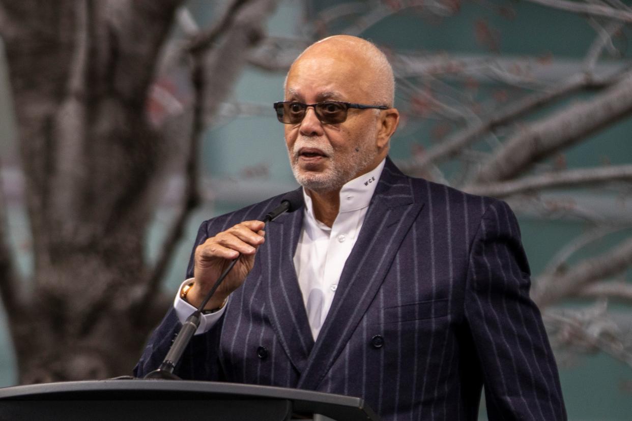 Wayne County Chief Executive Officer Warren Evans speaks during the 2024 NFL Draft Celebration at Campus Martius Park in Detroit on April 14, 2022.