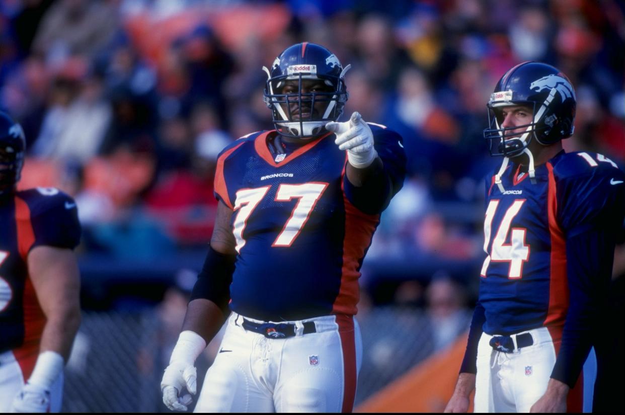 6 Dec 1998: Tackle Tony Jones #77 of the Denver Broncos looks on during the game against the Kansas City Chiefs at Mile High Stadium in Denver, Colorado. The Broncos defeated the Chiefs 35-31.