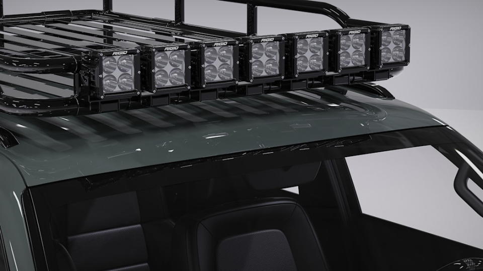 圖／Superwolf車頂上方配備美國知名LED品牌的RIGID INDUSTRIES LED照明燈。