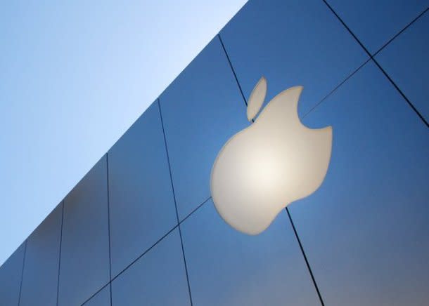 'No amount of cheerleading' will hasten Apple rebound