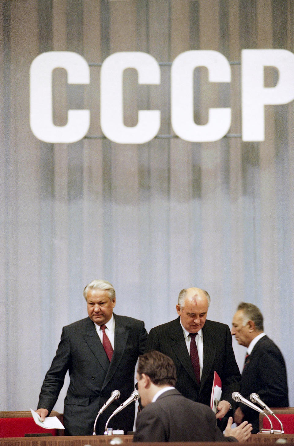 FILE – Russian Federation President Boris Yeltsin, left, and Soviet President Mikhail Gorbachev enter at the start of the closing session of the Congress of People's Deputies in Moscow, Russia on Thursday, Sept. 5, 1991. Gorbachev said Yeltsin was a driving force behind the collapse of the Soviet Union. (AP Photo/Alexander Zemlianichenko, File)
