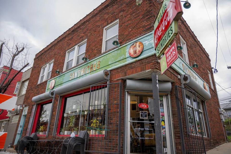 Happy Gillis has been a popular brunch restaurant in the Columbus Park neigborhood since 2008.