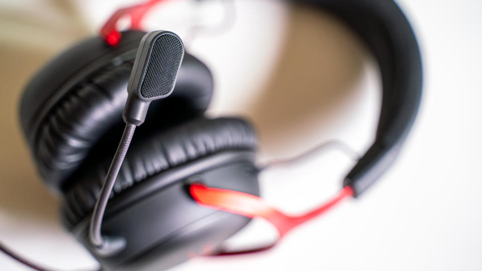 HyperX Cloud III on a white table