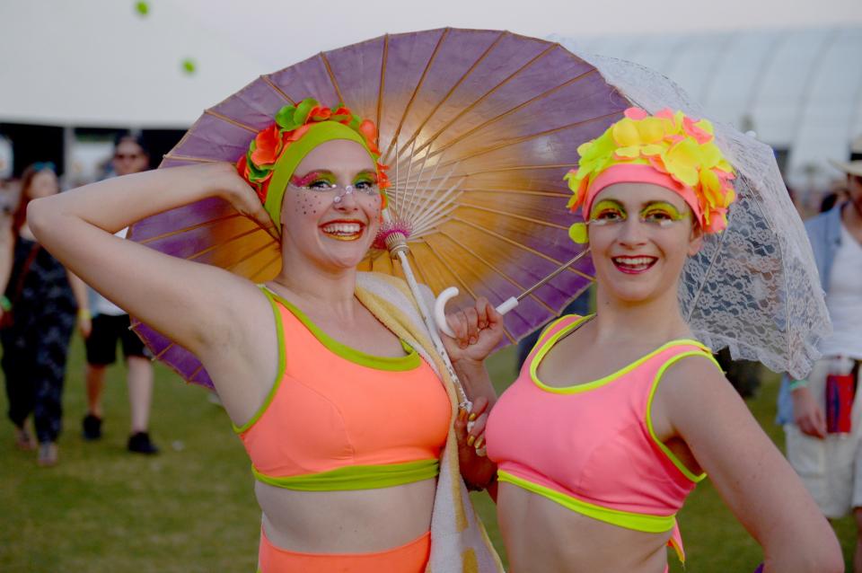 <p>Des jeunes femmes décidément très bien assorties.<br> 17/04/2015 – Getty </p>