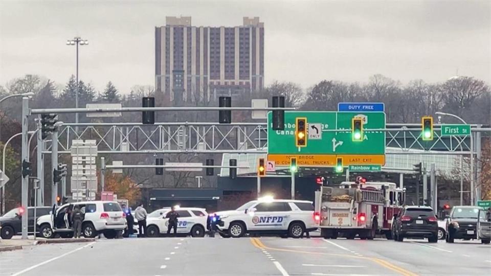 美加邊境驚傳汽車爆炸　車上2人當場死亡　邊境巡邏員遭波及受傷