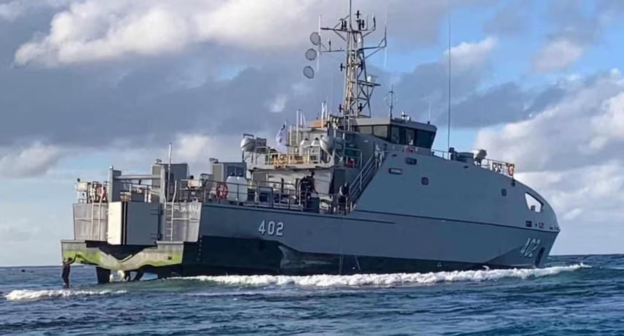 RFNS Puamau run aground. Source: Fiji Ministry of Home Affairs via ABC
