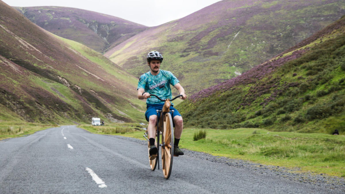 Icons of cycling: the Rainbow Jersey