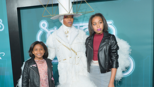 Zeeziekte dik herberg Erykah Badu Cloned Herself Twice With Daughters Puma And Mars