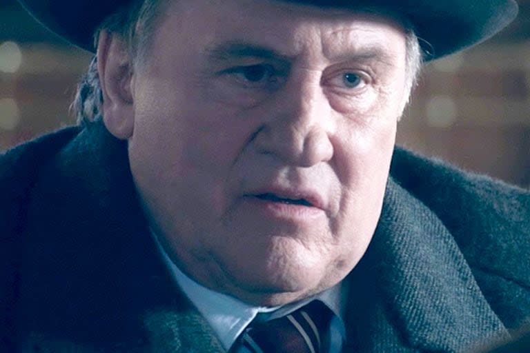 Gérard Depardieu en la piel del comisario francés Maigret, film de Patrice Leconte, su más reciente papel en cine.