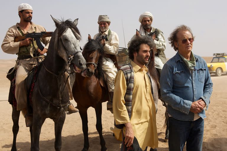 Bill Murray, un manager musical en desgracia, viaja a Afganistán en Rock in the Kasbah