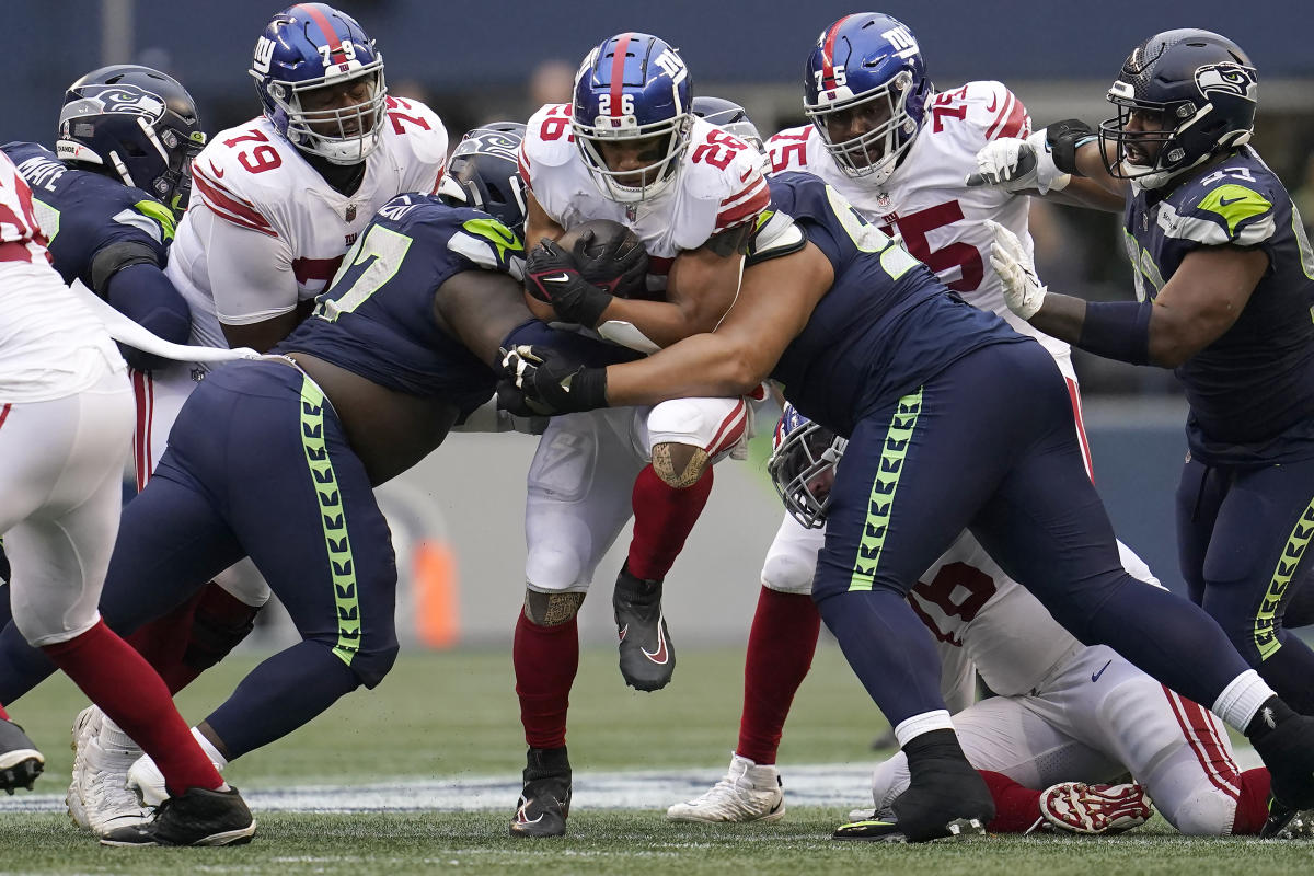 Giants not good enough to overcome mistakes vs. Seattle