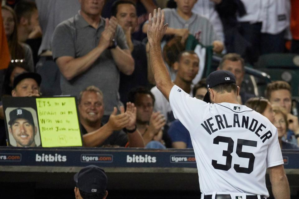 Justin Verlander waves to the crowd as he walks off the field after the top of the eighth inning against the Pirates at Comerica Park, Wednesday, Aug. 9, 2017. Verlander threw eight innings of one-hit ball in the Tigers' 10-0 win.