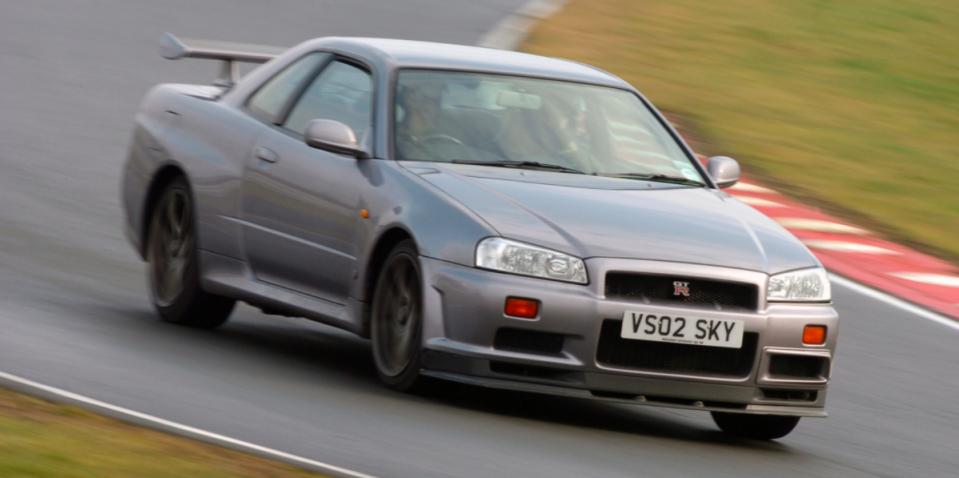 Nissan Skyline GT-R (R34)