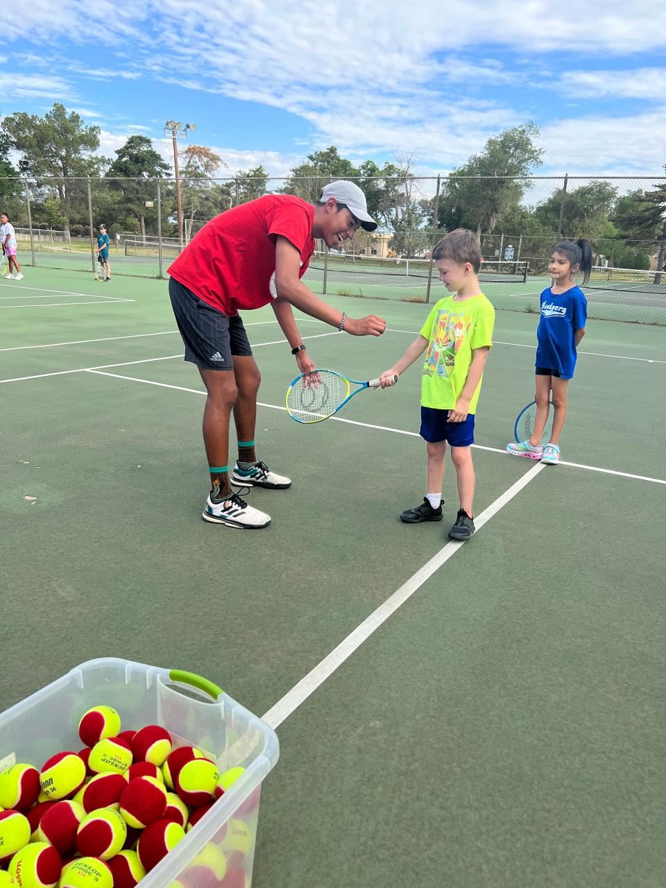 Free drop-in tennis clinics are being offered by the Alex O’Brien Tennis Foundation this summer at Memorial Park.