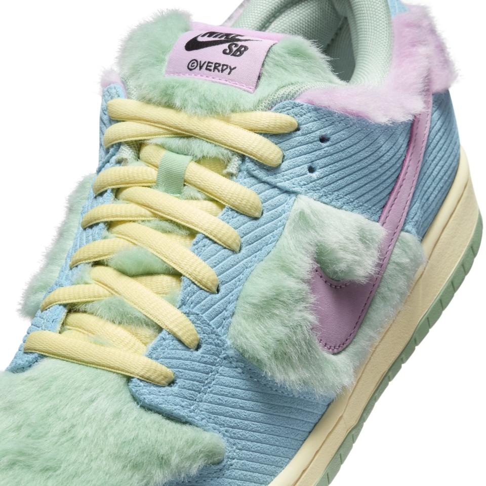 Verdy x Nike SB Dunk Low ‘Visty’ (Detail). Credit: Nike