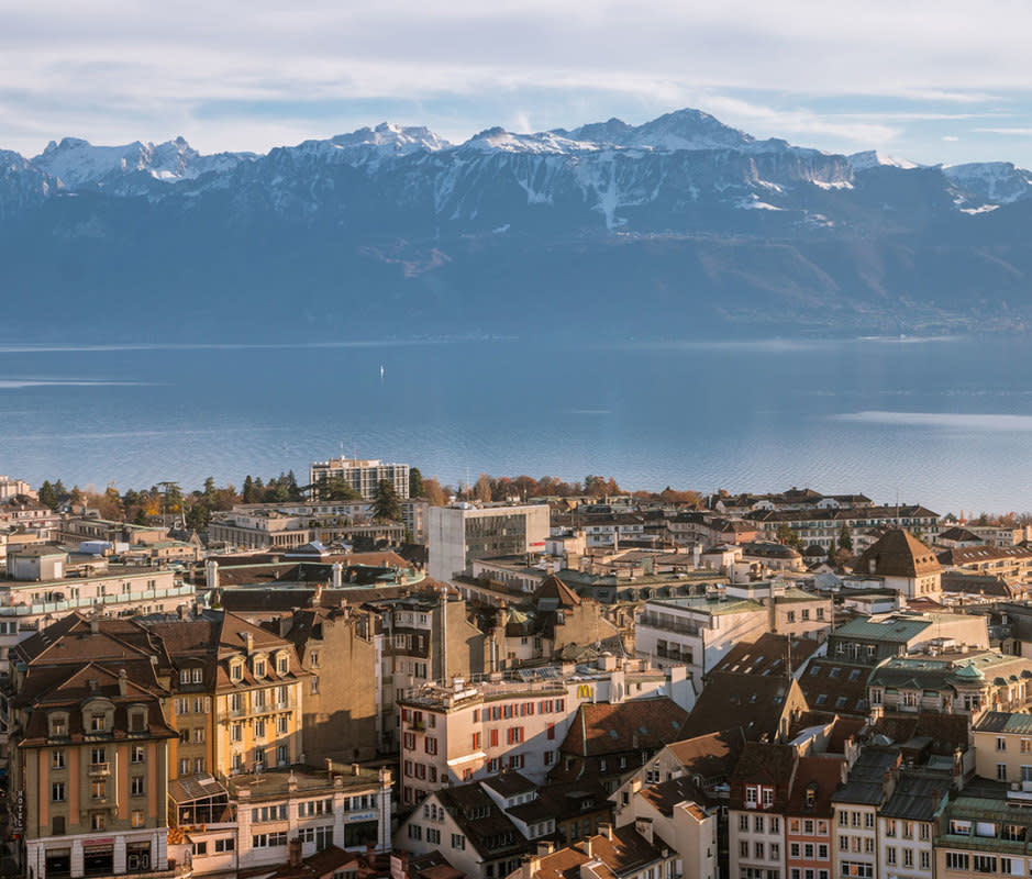Lausanne's postcard setting includes front-row views of Lake Geneva with a French Alps backdrop.<p>Pintai Suchachaisri/Getty Images</p>