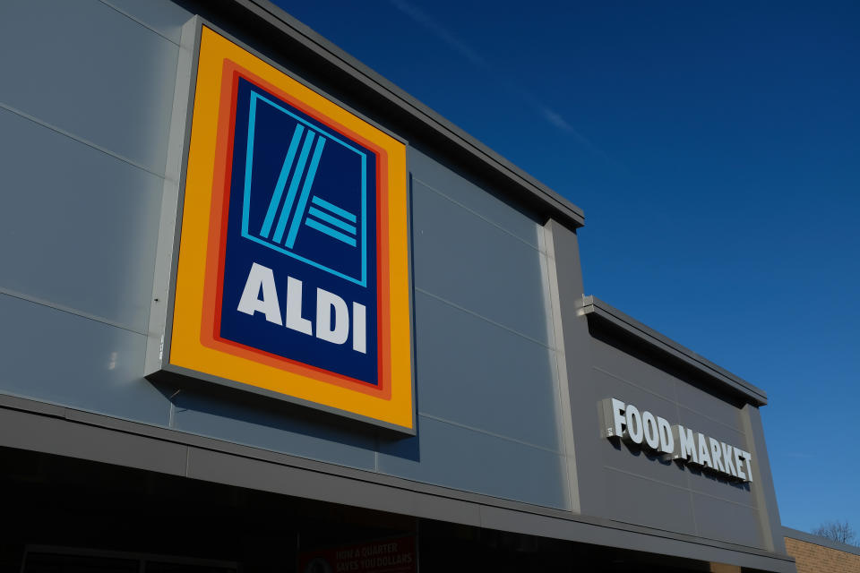 Aldi store image budget buys delighting cutomers