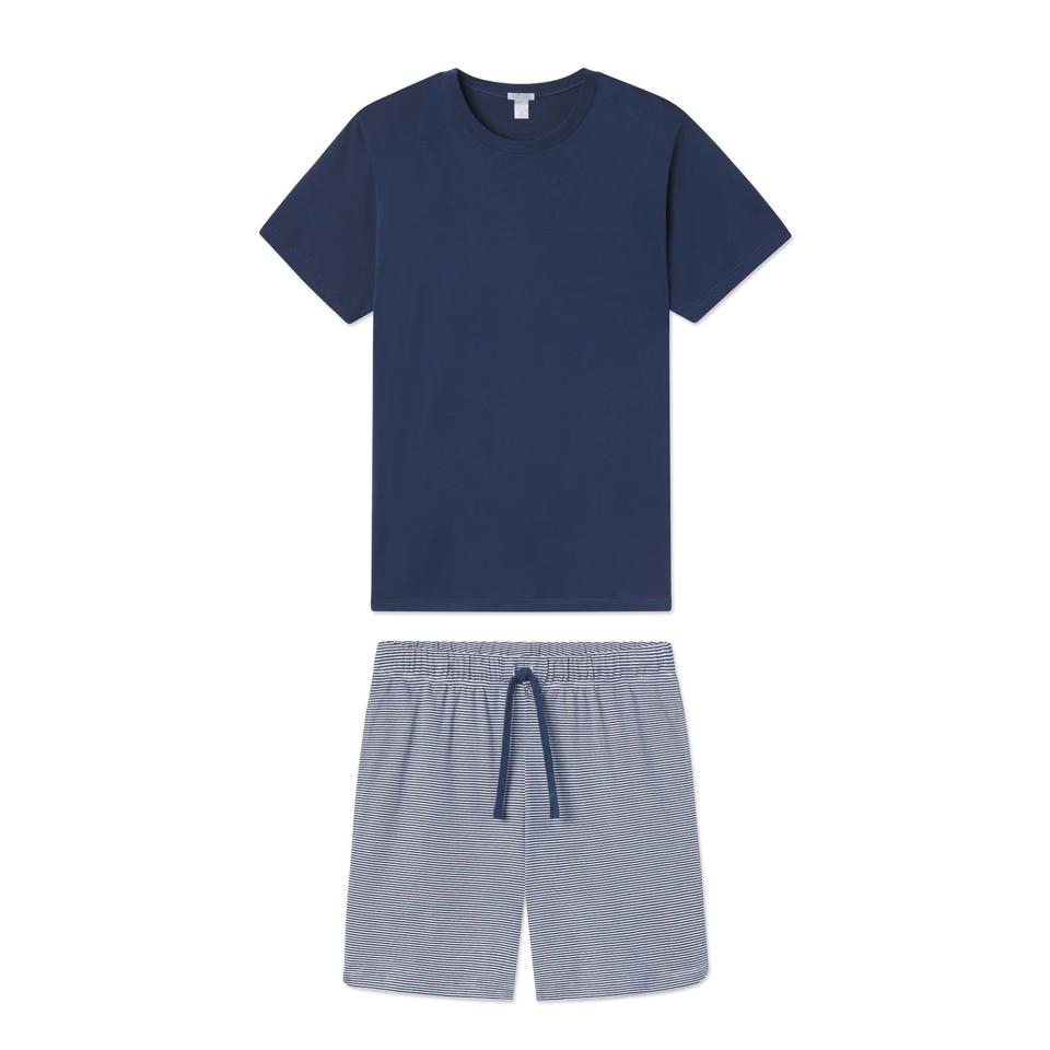 <p><a href="https://go.redirectingat.com?id=74968X1596630&url=https%3A%2F%2Flakepajamas.com%2Fcollections%2Fmen%2Fproducts%2Ftrue-navy-mens-pima-sleep-shorts-set%3Fvariant%3D40575296405594&sref=https%3A%2F%2Fwww.harpersbazaar.com%2Ffashion%2Ftrends%2Fg43254967%2Fgifts-for-new-dads%2F" rel="nofollow noopener" target="_blank" data-ylk="slk:Shop Now;elm:context_link;itc:0;sec:content-canvas" class="link ">Shop Now</a></p><p>Pima Sleep Shorts Set</p><p>lakepajamas.com</p><p>$130.00</p><span class="copyright">lakepajamas.com</span>