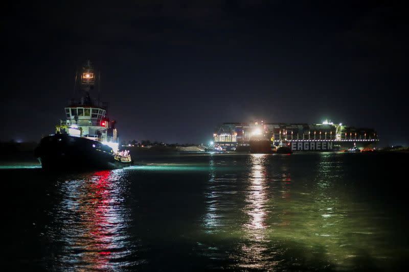 Giant container ship stranded in Suez Canal