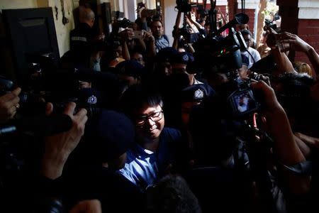 Reuters journalist Wa Lone arrives at the court in Yangon, Myanmar January 10, 2018. REUTERS/Stringer