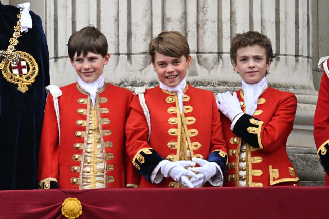 Coronation Which Royals Were On Balcony With Charles