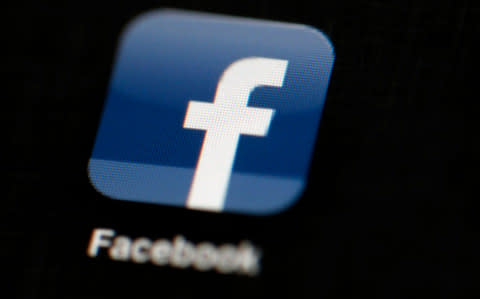 Facebook will be urged to raise the alarm when children spend too long on social media - Credit: Matt Rourke/AP