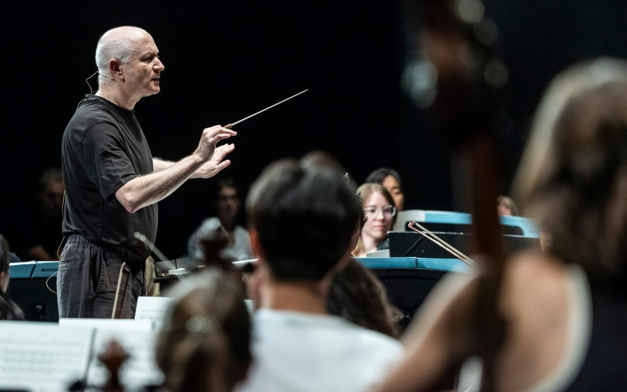 George Benjamin conducts the Lucerne Festival Contemporary Orchestra