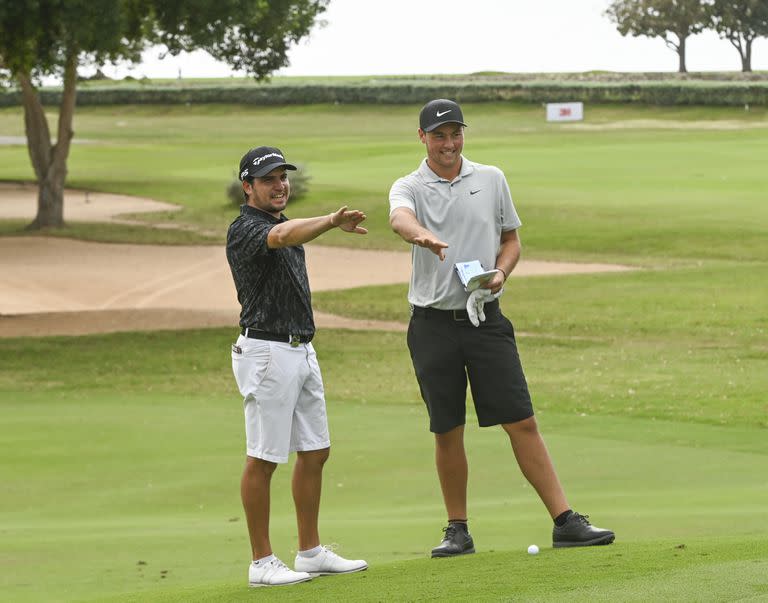 Grandes amigos. Mateo junto a Abel Gallegos, en uno de los entrenamientos para el LAAC